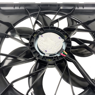 100% getest radiator hulpkoeling ventilator 600W brutogewicht voor Jeep Grand Cherokee